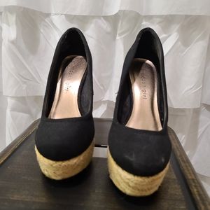 Black wedges size 6.5